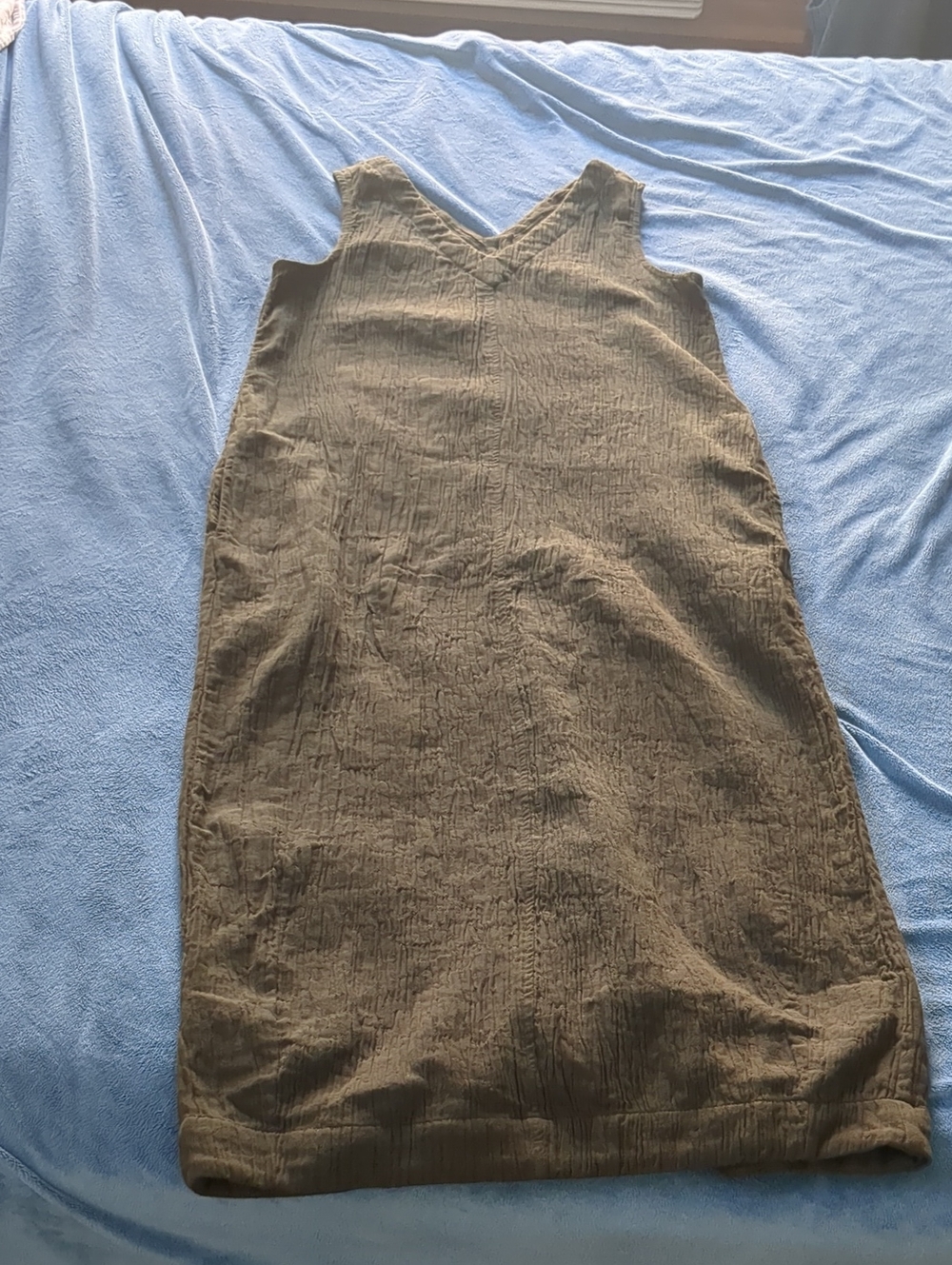 Sleeveless V-Neck Women's Dress in Olive Brown